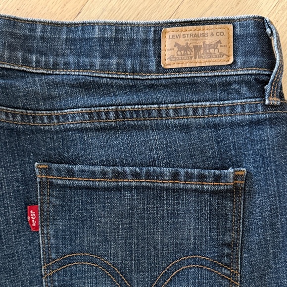 Levi Perfect Waist Straight Leg 525 Dark Blue Denim Jeans - Picture 8 of 9